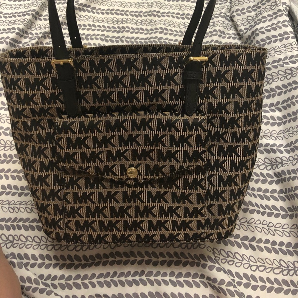 Purse - Picture 6 of 8